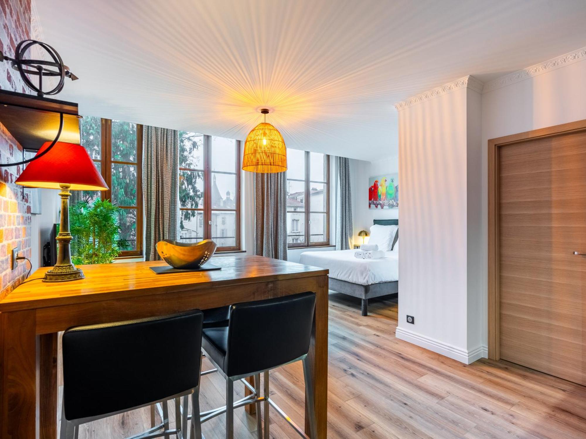 Le Relais Ducal - Appartements D'Hotes Vieille Ville Nancy Ngoại thất bức ảnh