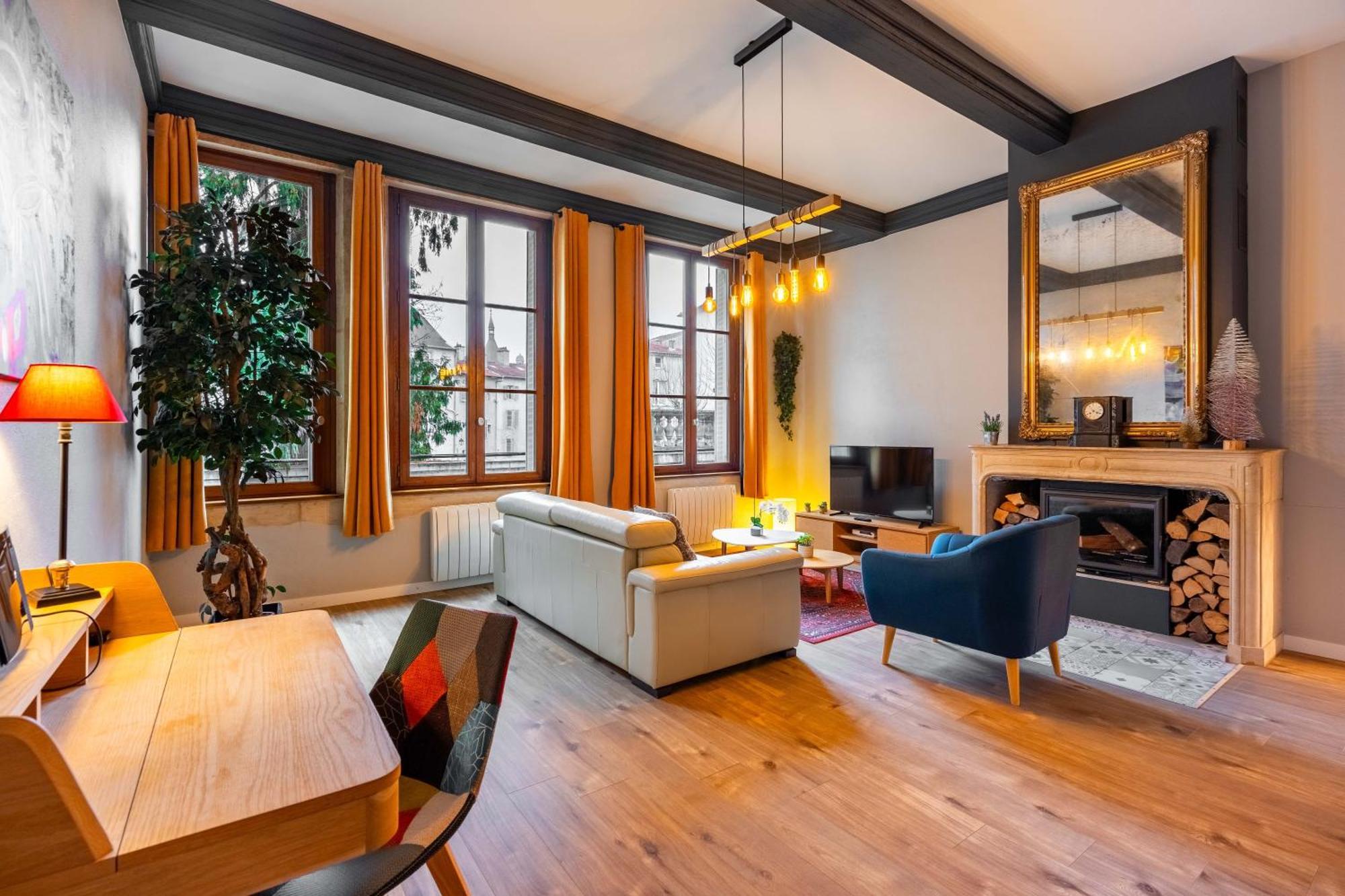 Le Relais Ducal - Appartements D'Hotes Vieille Ville Nancy Ngoại thất bức ảnh